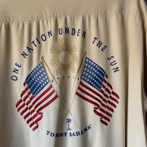 Men’s collectors Tommy Bahamas shirt